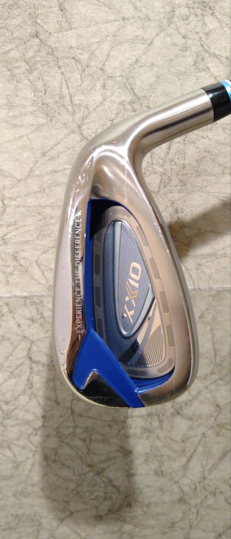 【美品】 ダンロップ XXIO12 7番 レディースアイアン 純正カーボン A
