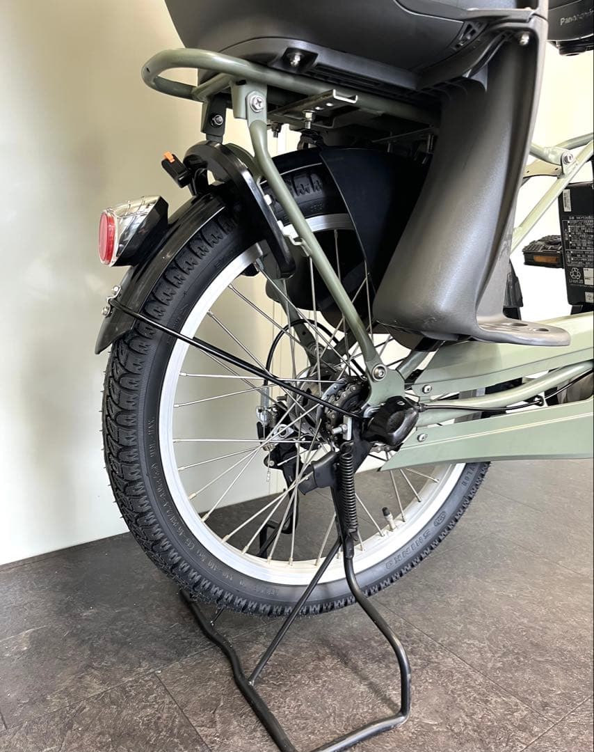 1年保証 新型　パナソニック　ギュットクルーム　オリーブ色　電動アシスト自転車