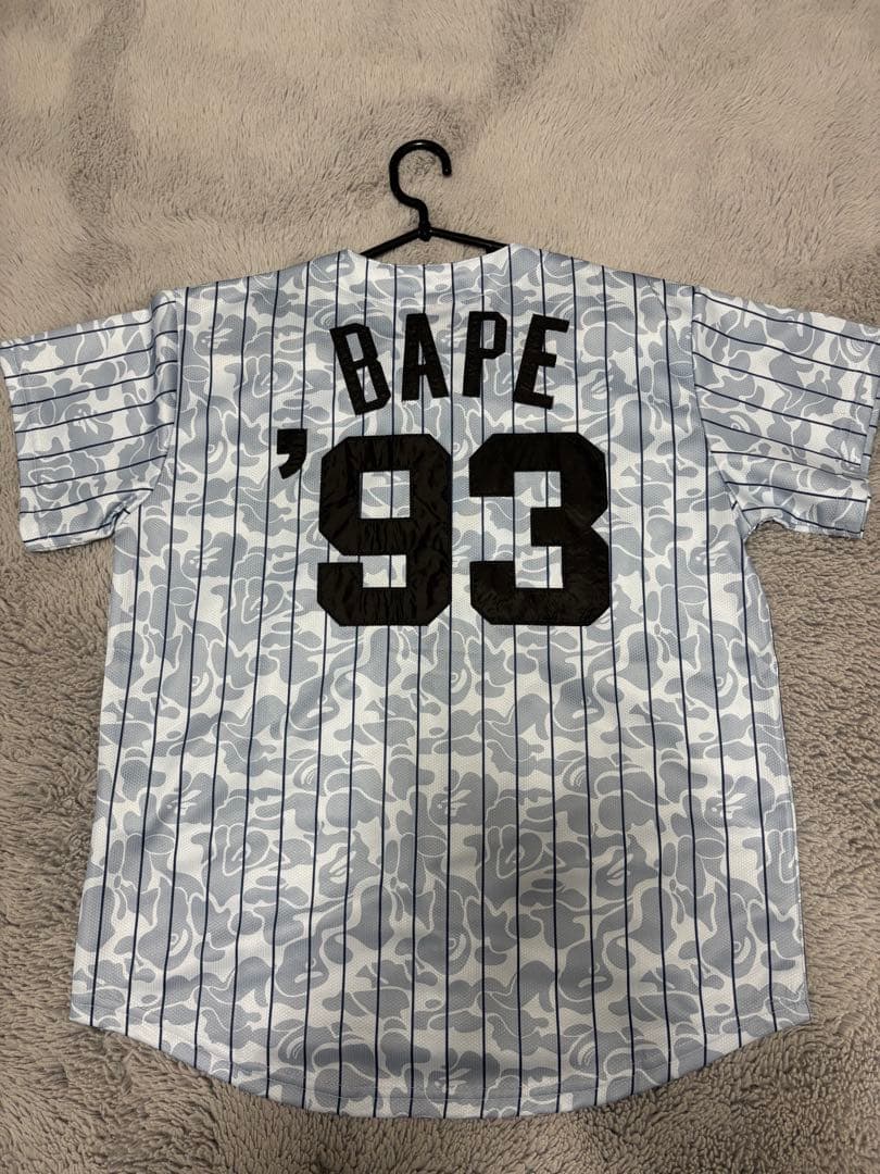 NY×BAPEコラボベースボールシャツ