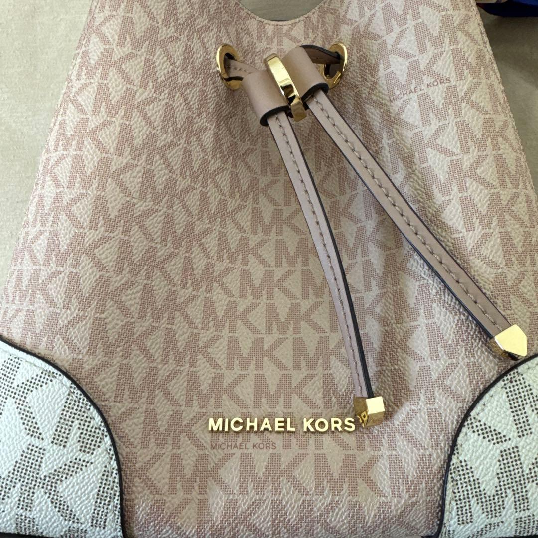 MICHAEL KORS バケットバッグ ピンク