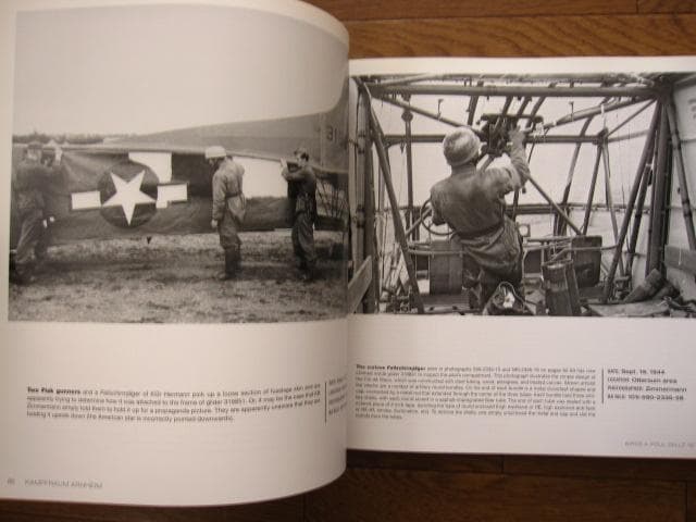 洋書 Kampfraum Arnheim: A Photo Study of