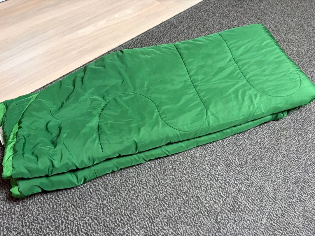 ★3シーズン対応・美品★モンベル　寝袋　スリーピングバック　テント　キャンプ