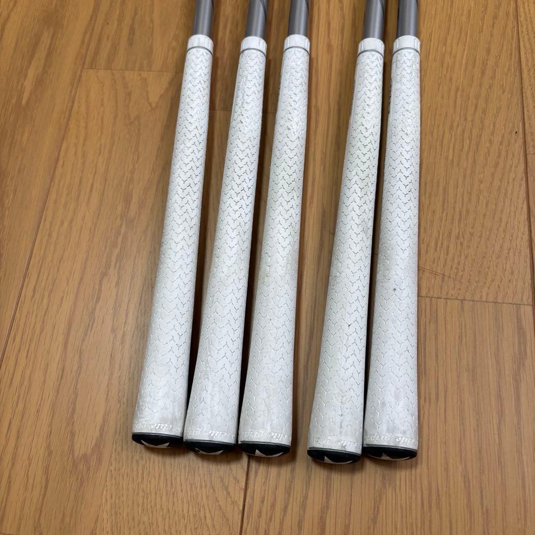 エミリッドバハマ B702 アイアン（5本セット）