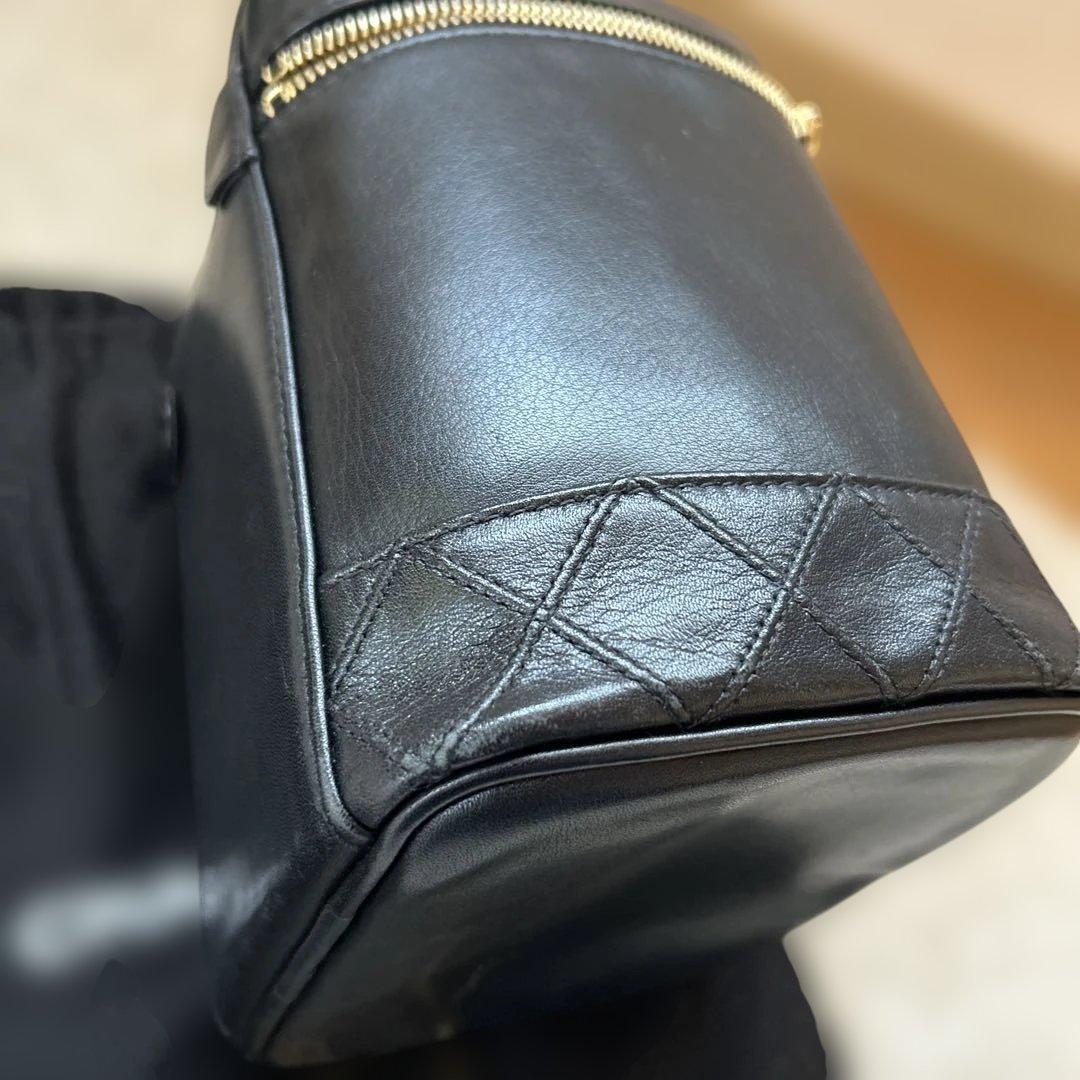 CHANEL バニティケース