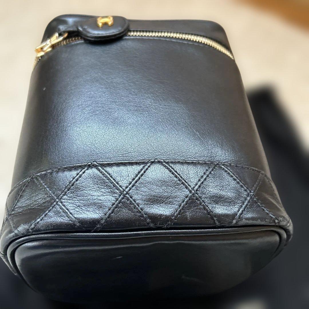 CHANEL バニティケース