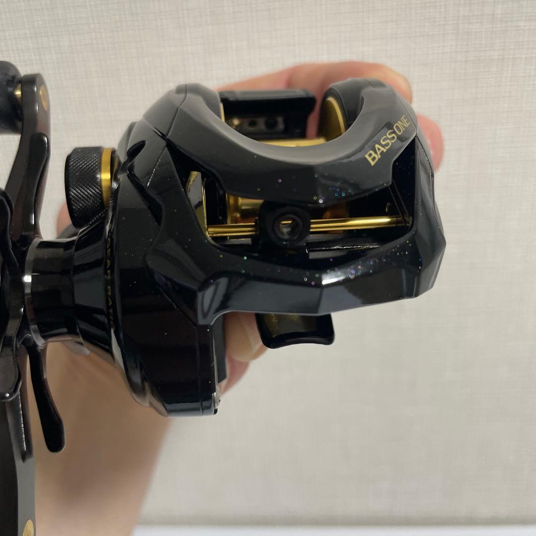 17バスワンXT150　ベイトリール　バスライズ　メタニウム　アンタレス