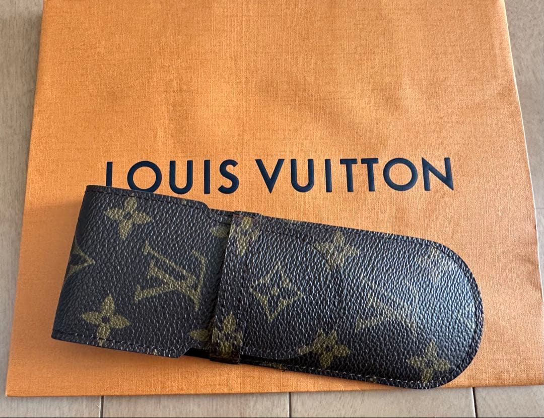 LOUIS VUITTON モノグラム ペンケース