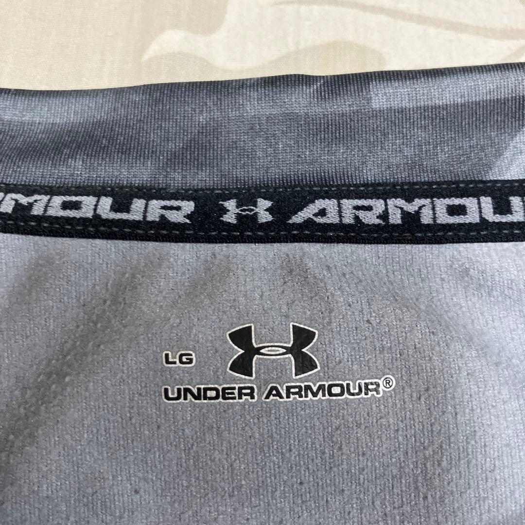Under Armour トレーニングセット 長袖シャツとレギンス
