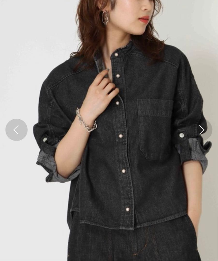 美品 ◆ blanc basque ブランバスク　デニムシャツ　パールボタン