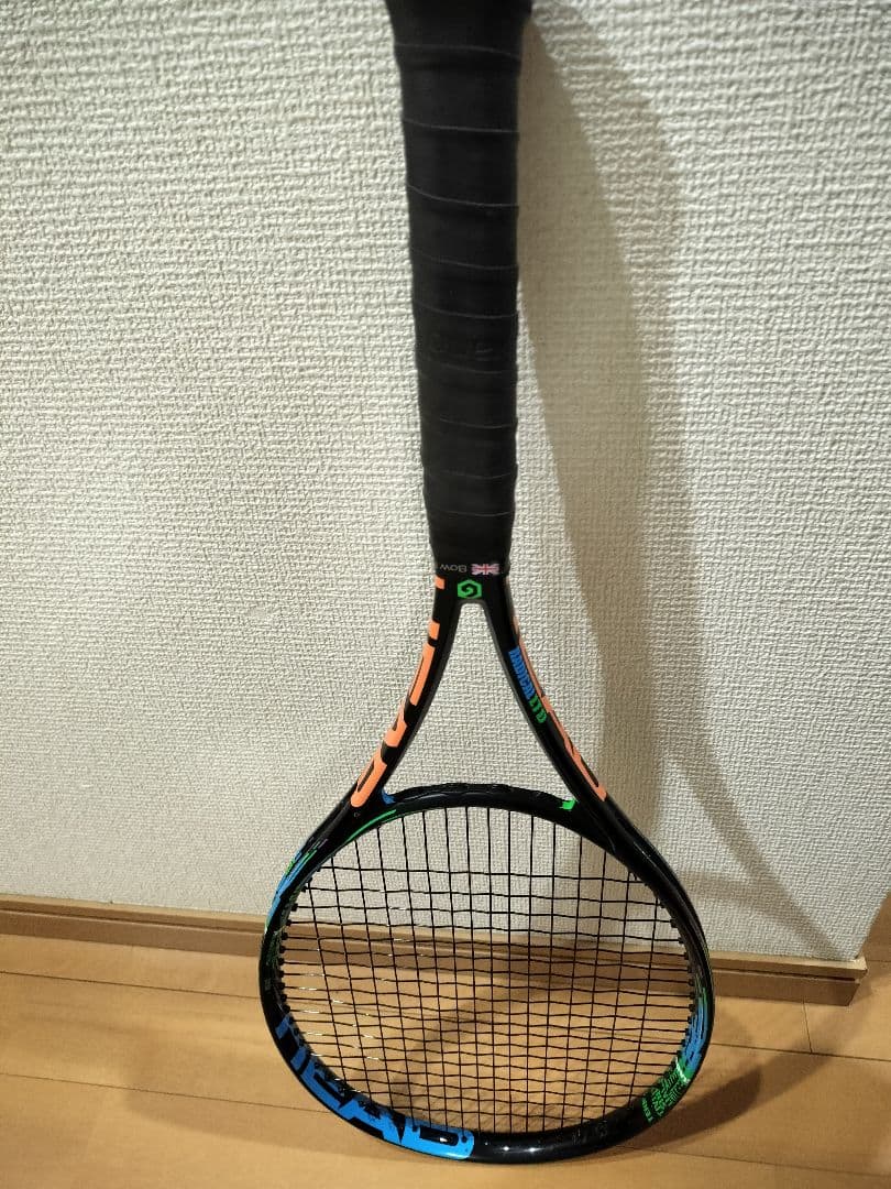 数量限定　グラフィン　ラジカル MP HEAD テニスラケット