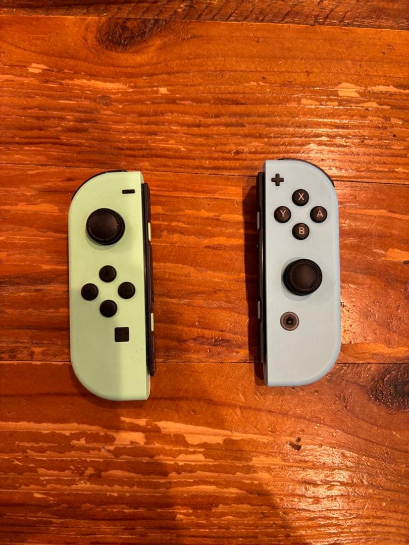 [ケース付き]どうぶつの森デザイン Nintendo Switch 本体　あつ森