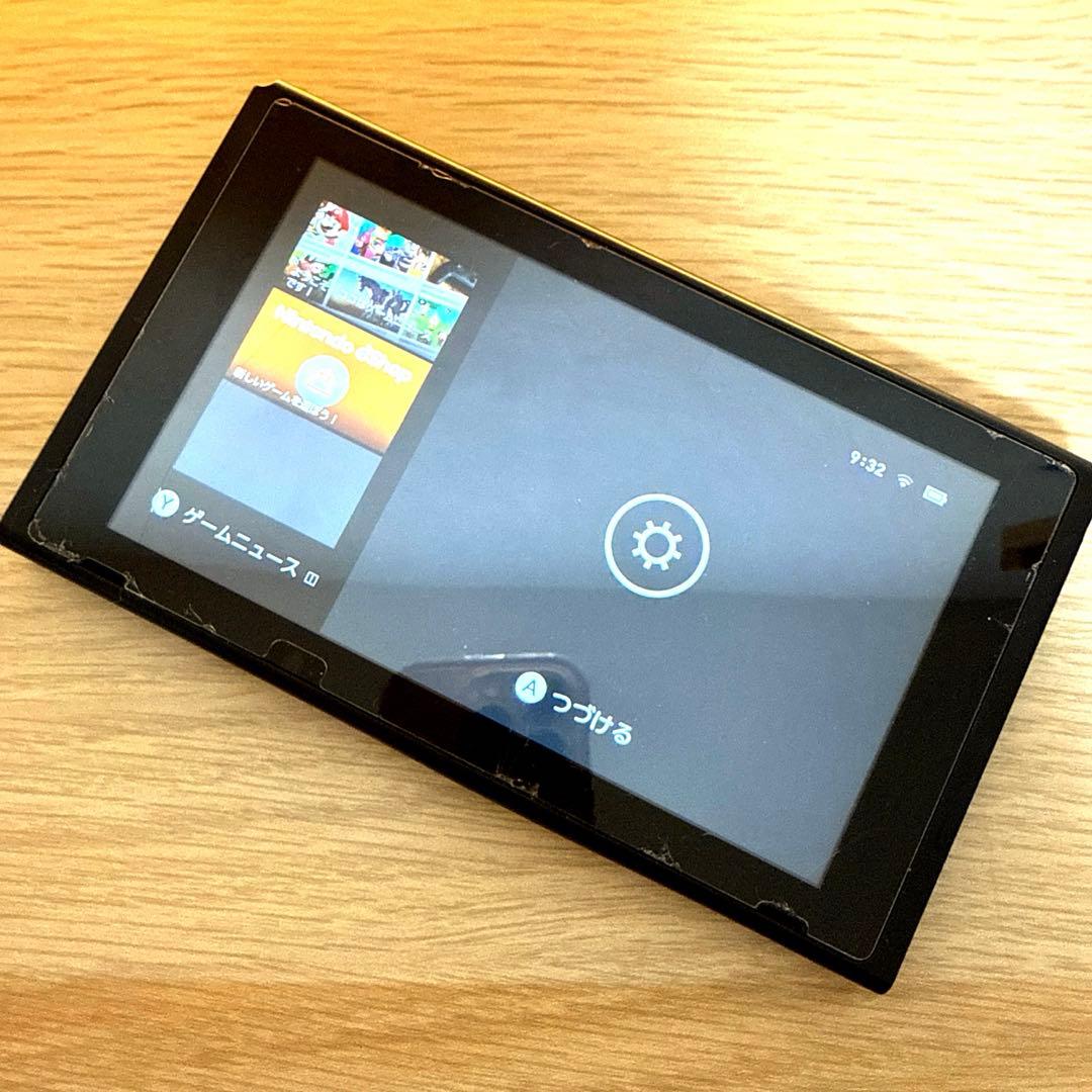 Nintendo Switch ホワイト/ブラック 本体