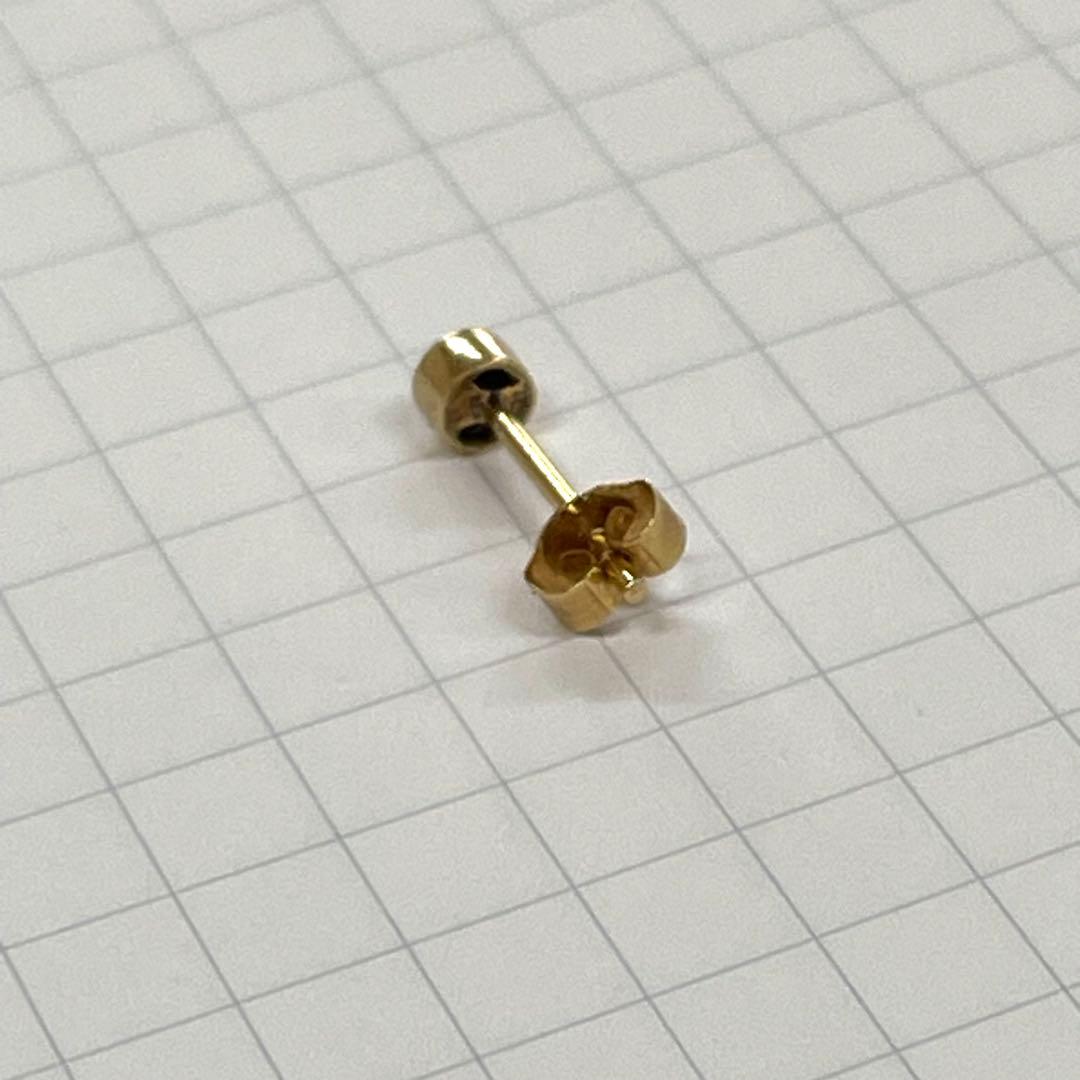 ダイヤモンドピアス　片耳　0.2カラット