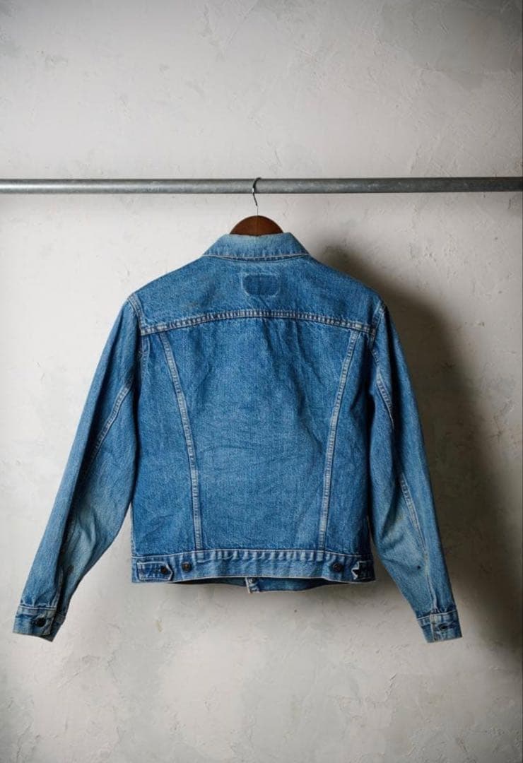 Levis デニムジャケット70506-0216 サイズ42 サイドポケット