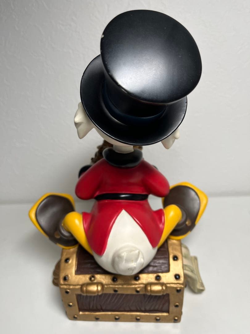 ディズニー スクルージ 置物 宝箱
