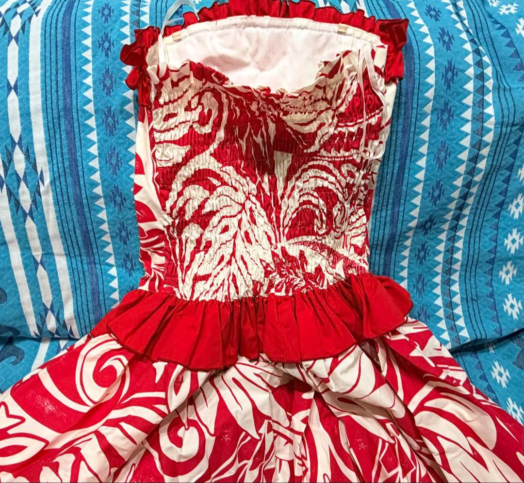 フラダンス用赤白花柄ドレス