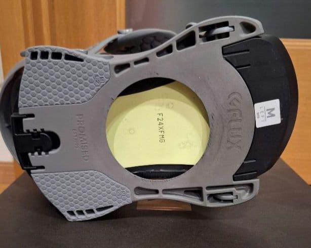FLUX XF グレー スノーボードビンディング M