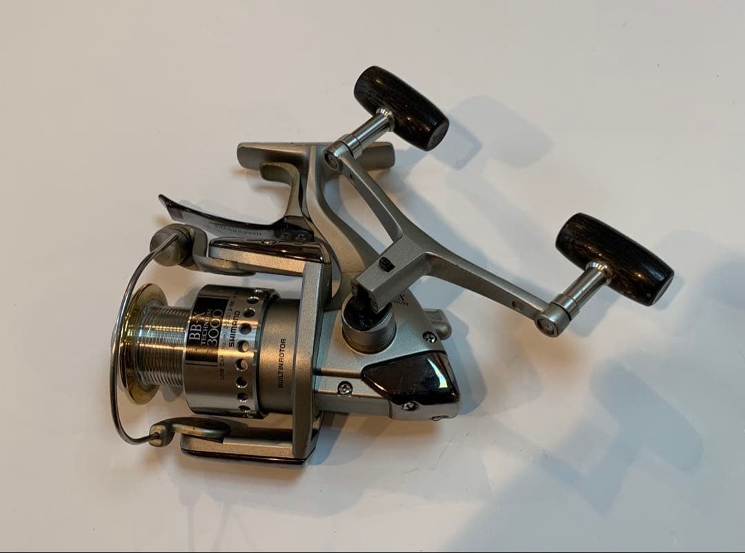 BBX TECHNIUM 3000 スピニングリール　美品