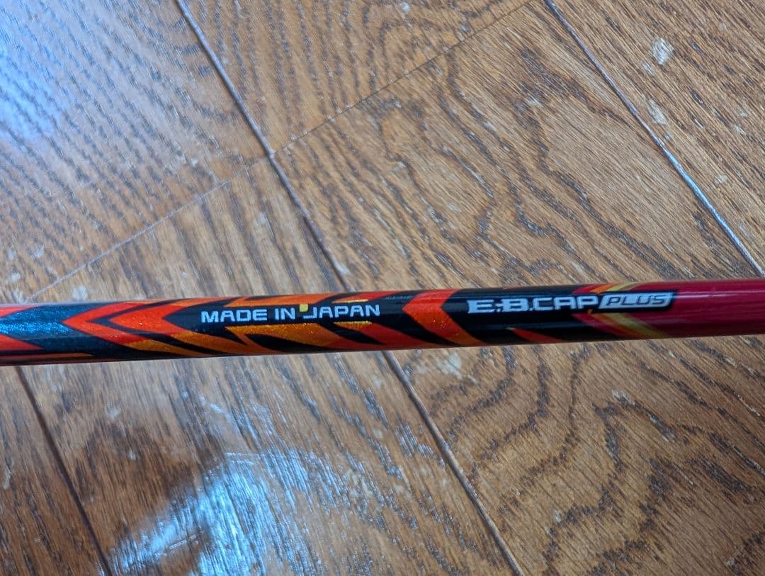 YONEX バドミントンラケット レッド ブラック