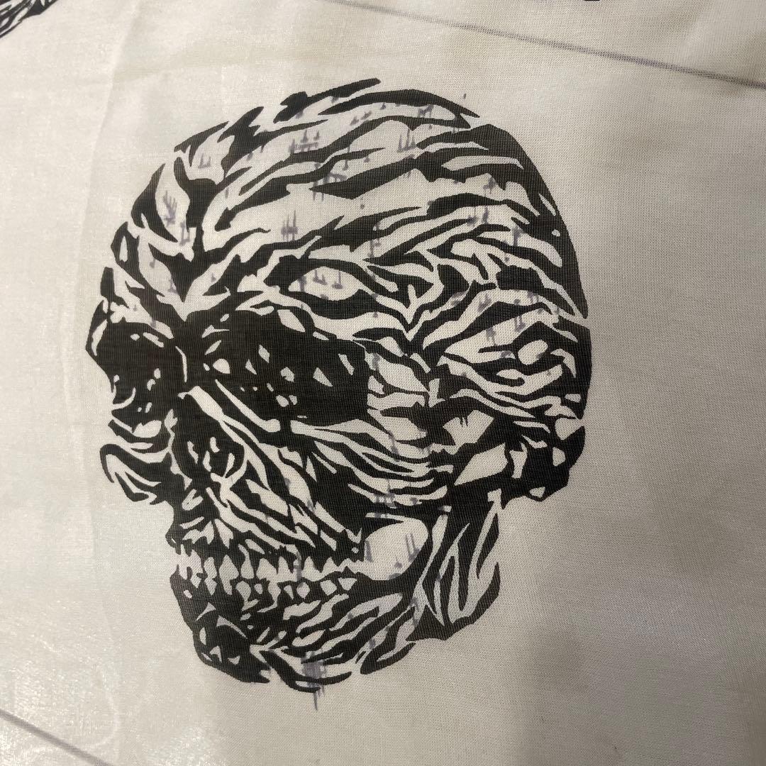 ALEXANDER MCQUEEN 大判シルクスカーフ 約 130×130