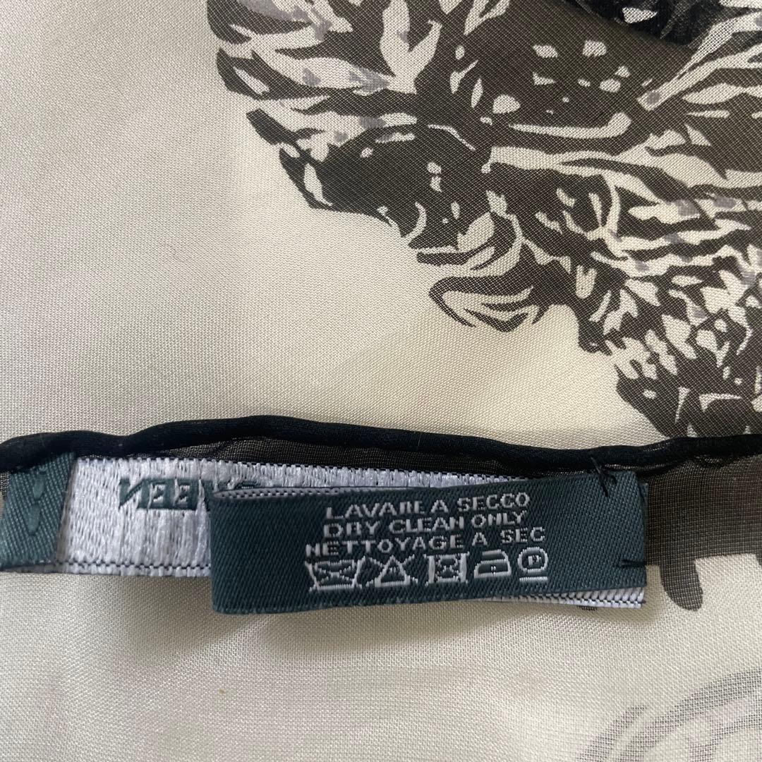 ALEXANDER MCQUEEN 大判シルクスカーフ 約 130×130