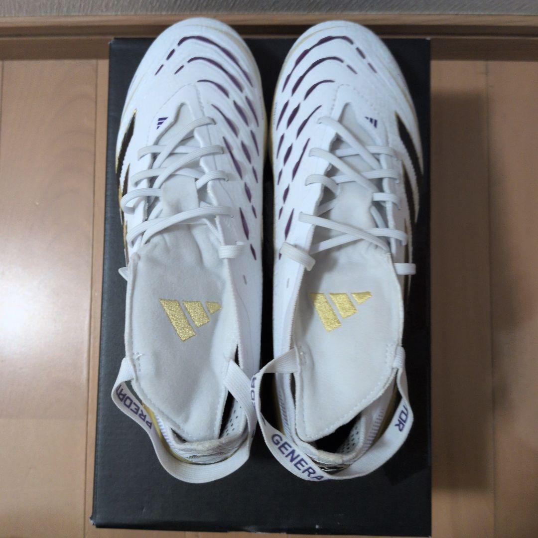 adidas Predator サッカーシューズホワイト/ゴールドサイズ22cm
