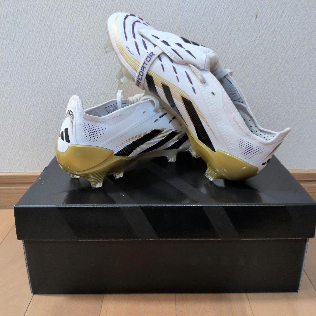 adidas Predator サッカーシューズホワイト/ゴールドサイズ22cm