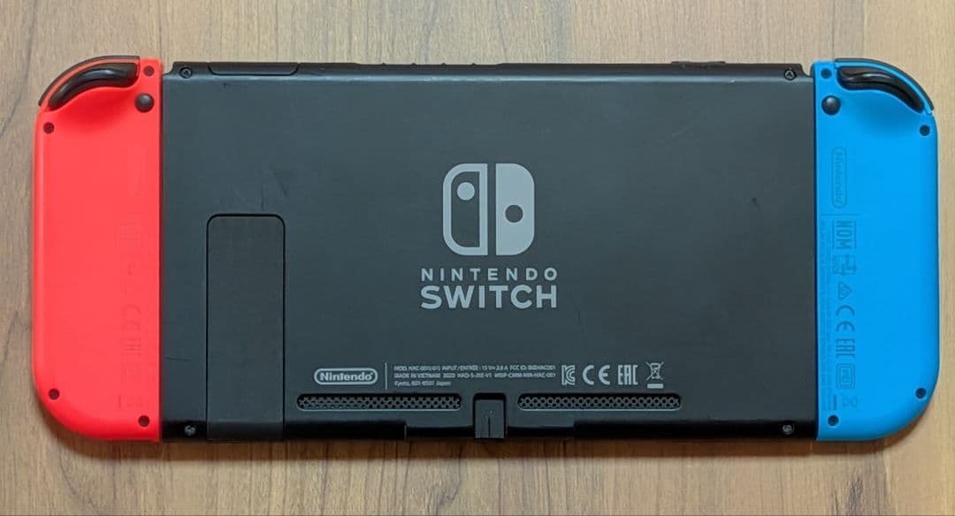 Nintendo Switch 本体 赤/青 ジョイコン付き