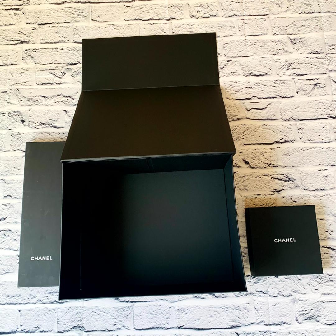 シャネル　空箱　大　マグネット　おまけ付　41cm　CHANEL