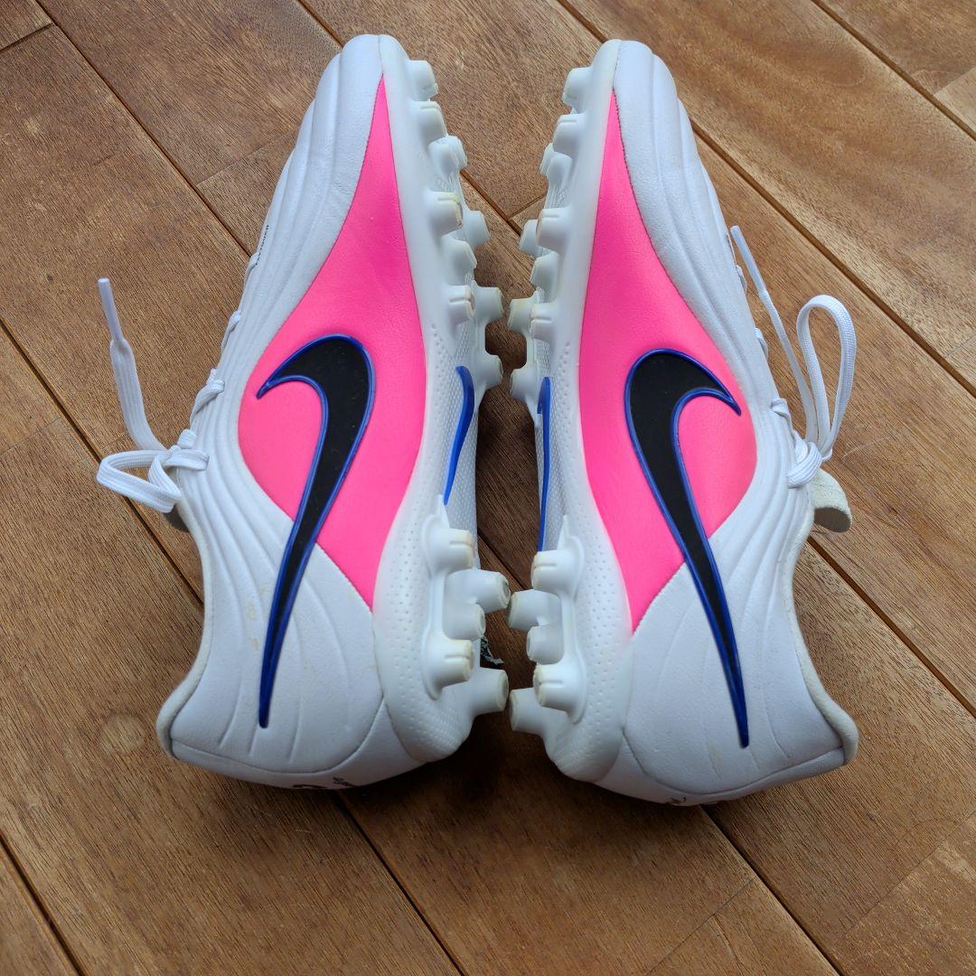 Nike Phantom GT サッカーシューズ ホワイト/ピンク/ブルー