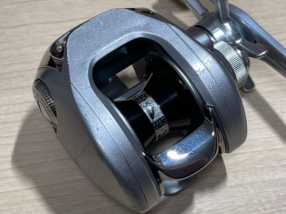 リール TEAM DAIWA TD-Z103H