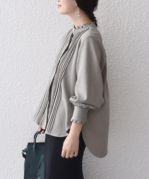 極美品✨定価１.６万❤️　配色チェックソリッドハシゴレースピンタックブラウス