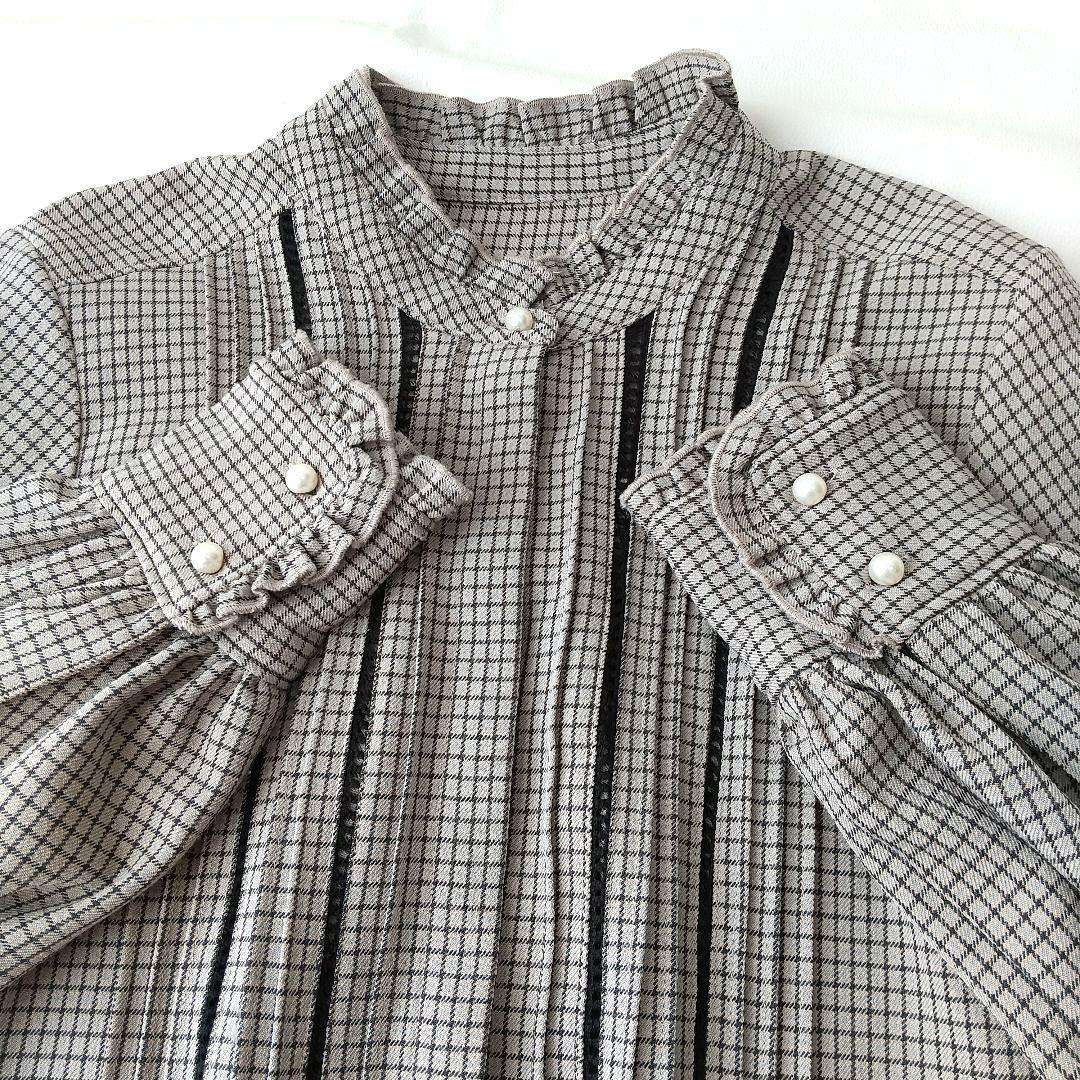 極美品✨定価１.６万❤️　配色チェックソリッドハシゴレースピンタックブラウス