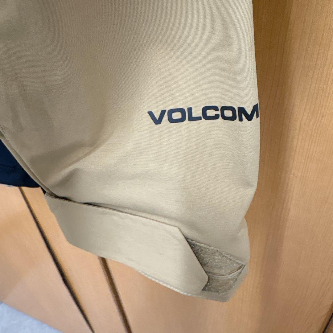 美品　VOLCOM スノーウェア　スノーボード　GORE-TEX