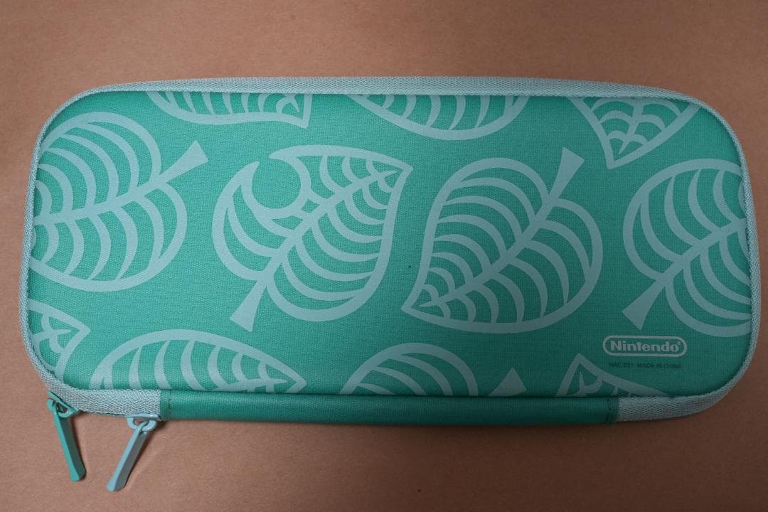 Nintendo Switch あつまれどうぶつの森セット ポーチ付き