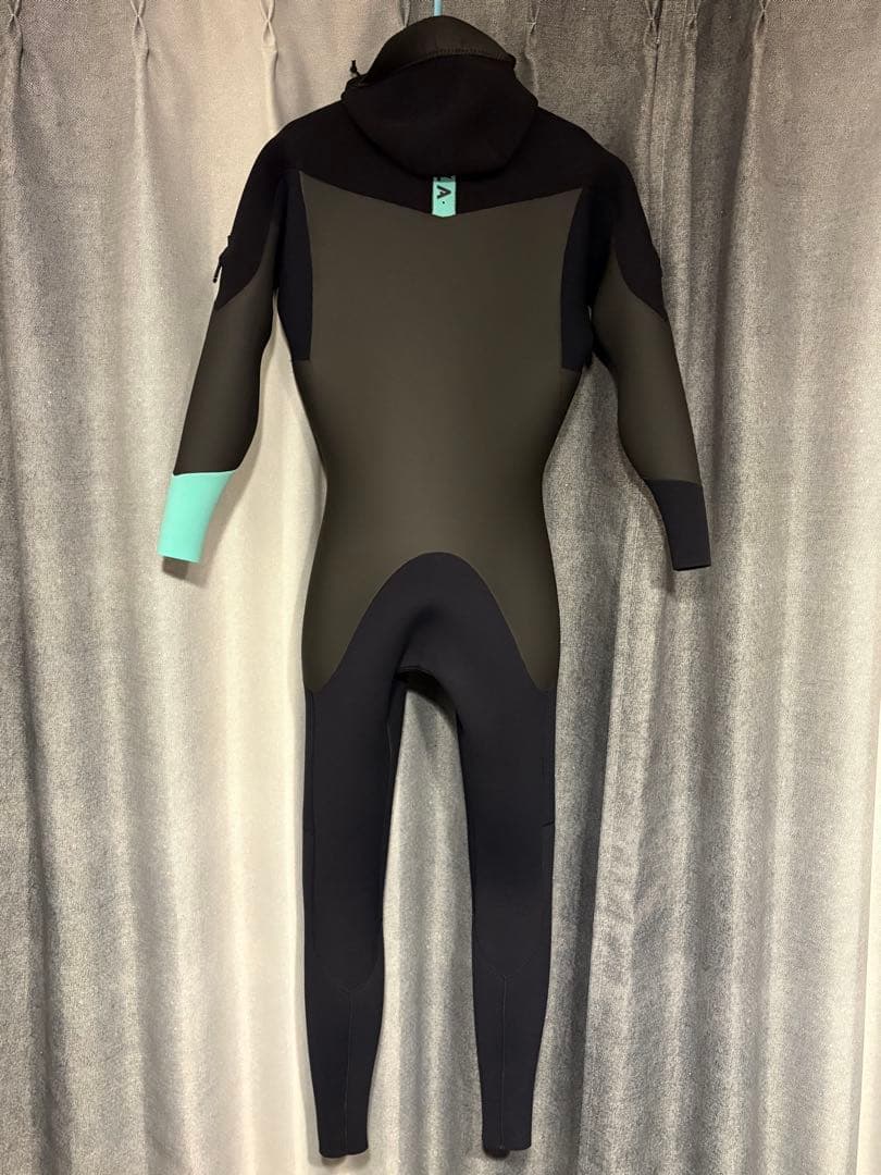 【中古美品】VISSLA ウェットスーツ フード付き セミドライ メンズ