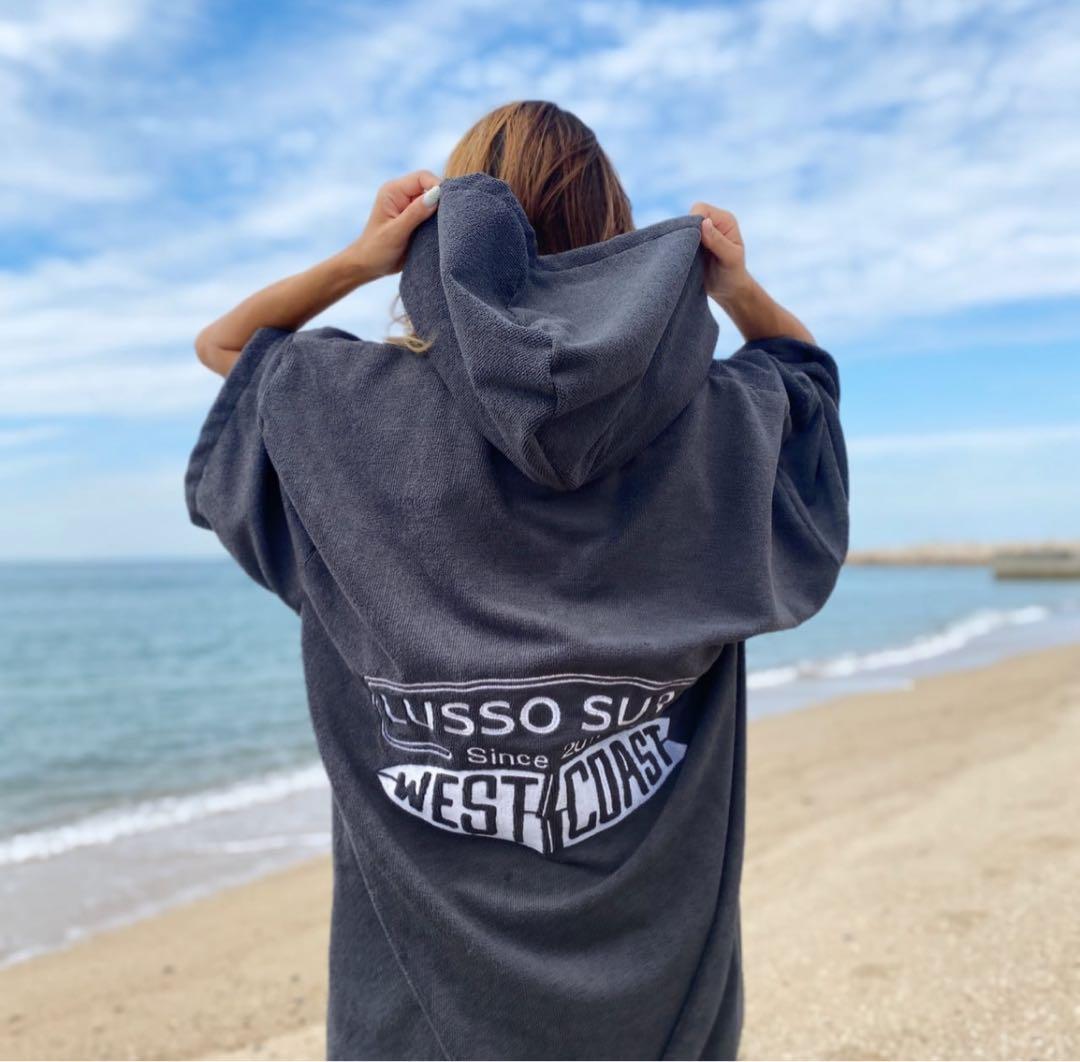 秋のサーフィンにLUSSO SURF お着替えポンチョ　グレー⭐︎送料込み