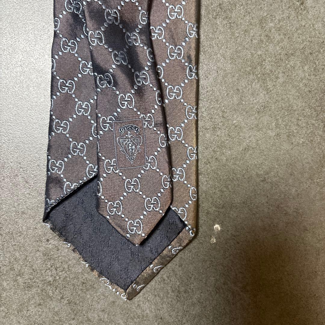 グッチGGロゴ シルクネクタイ グレー系