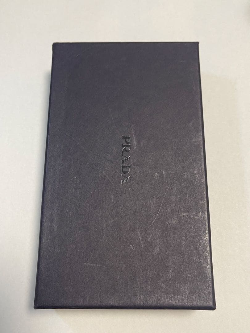 PRADA ブラック ナイロン 6連キーケース　ジッパータイプ　中古品