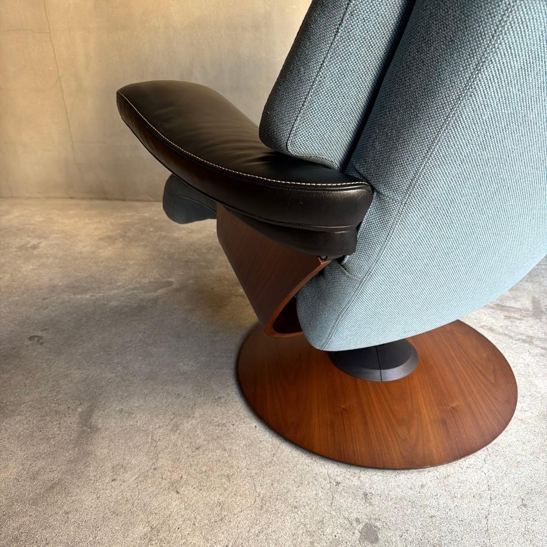 極美品　希少　karimoku カリモク THE FIRST ザ ファースト
