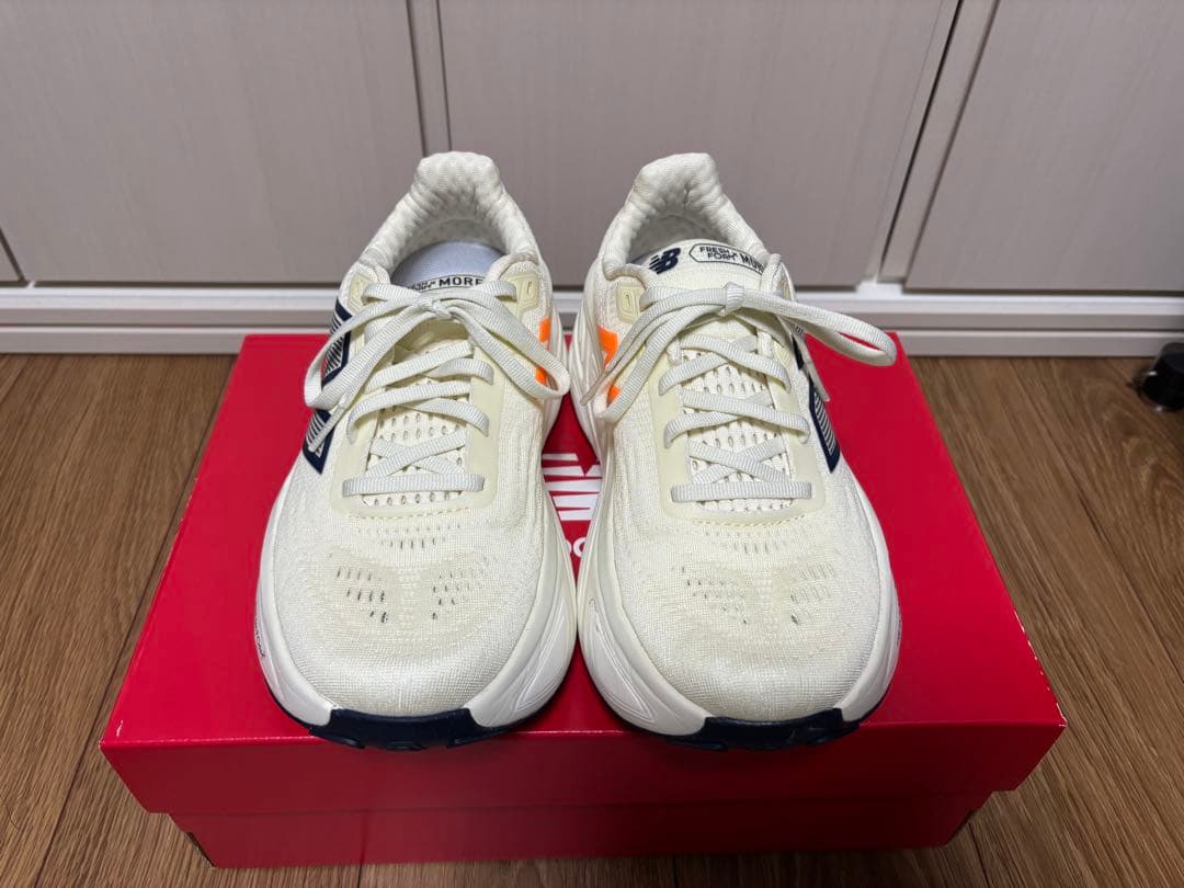 超美品　New Balance Fresh Foam X More v5 レディ