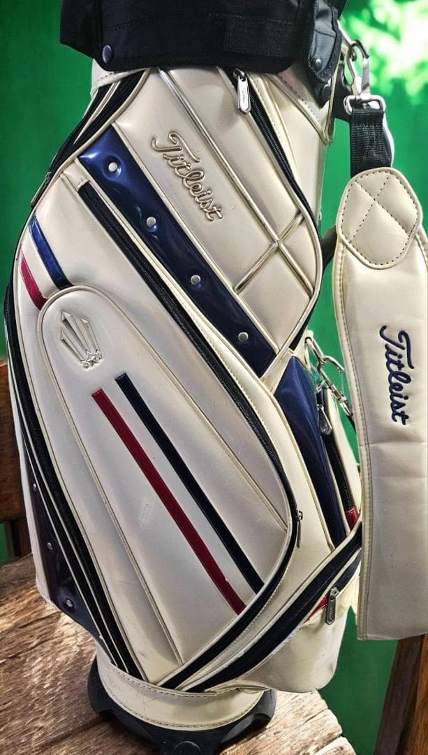 きくすけ送料無Titleist 高級エナメル大型キャディバッグトリコロール