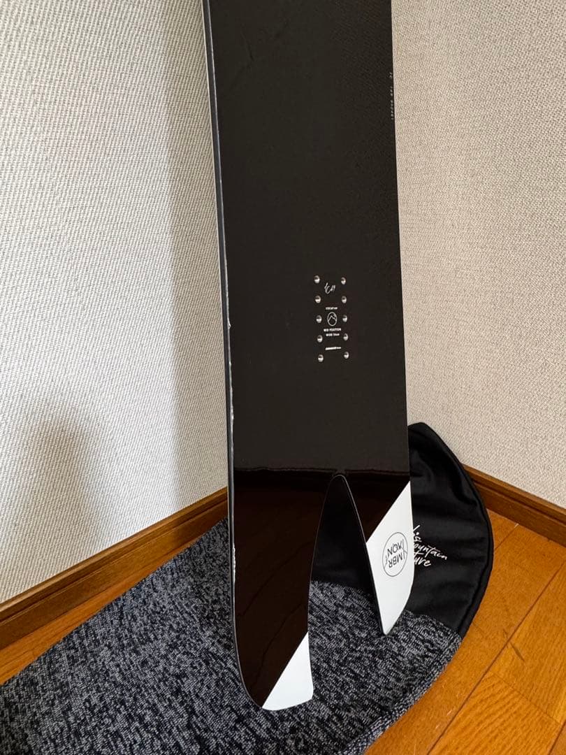 November ICECAT スノーボード パウダーボード フリーラン スノボ