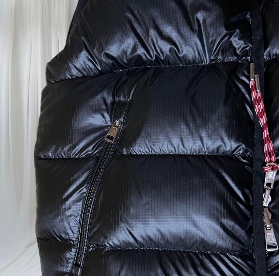 極美 モンクレール MONCLER ダウンベスト ブラック/マルチ リバーシブル