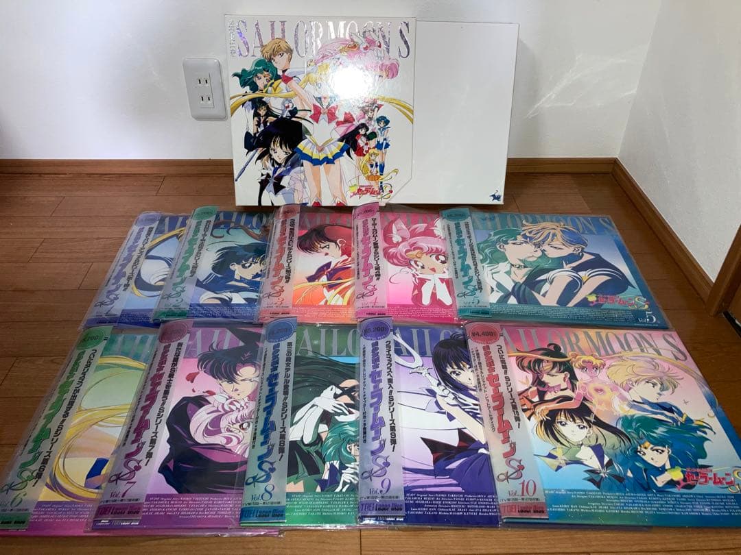 LD　セーラームーン【TV5期分＋劇場版】5BOX　レーザーディスク