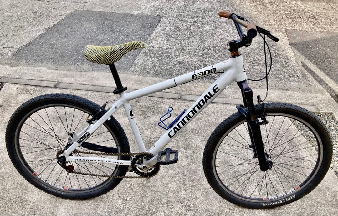 USA製キャノンデール　F300 bluelug ブルーラグcannondale