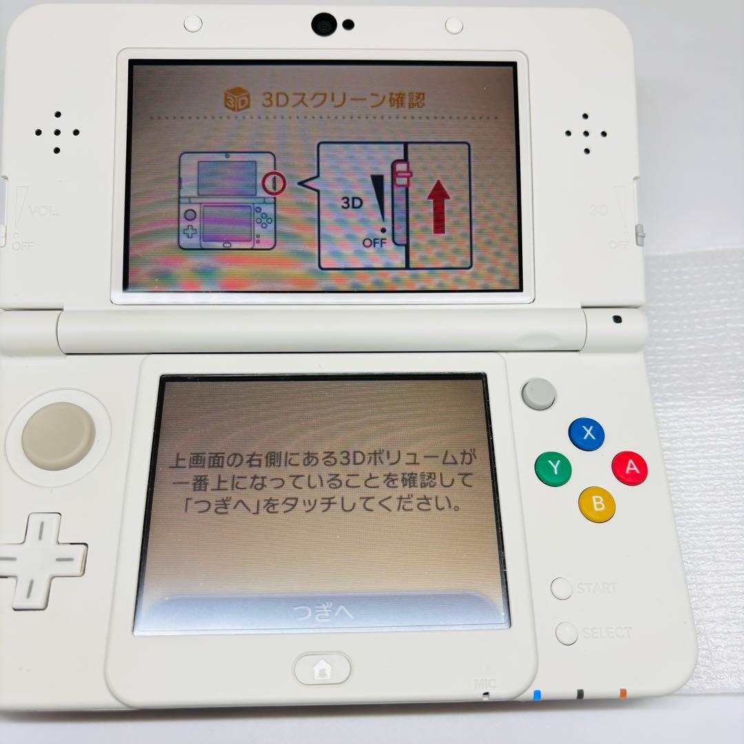 2449【ほぼ新品】Newニンテンドー3DS きせかえプレート ホワイト