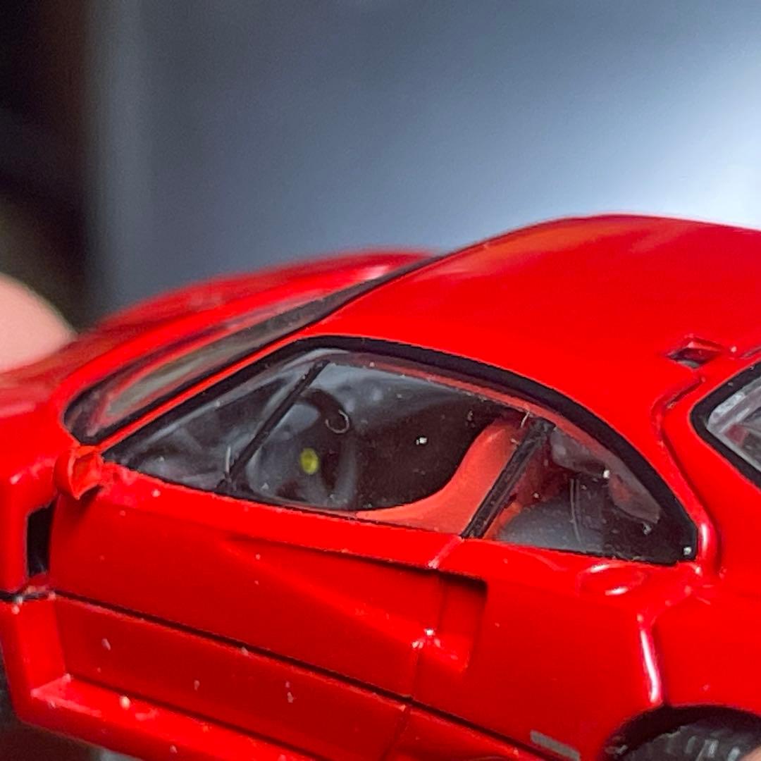 トミカリミテッドヴィンテージネオ　フェラーリ　F40 後期型？　訳あり