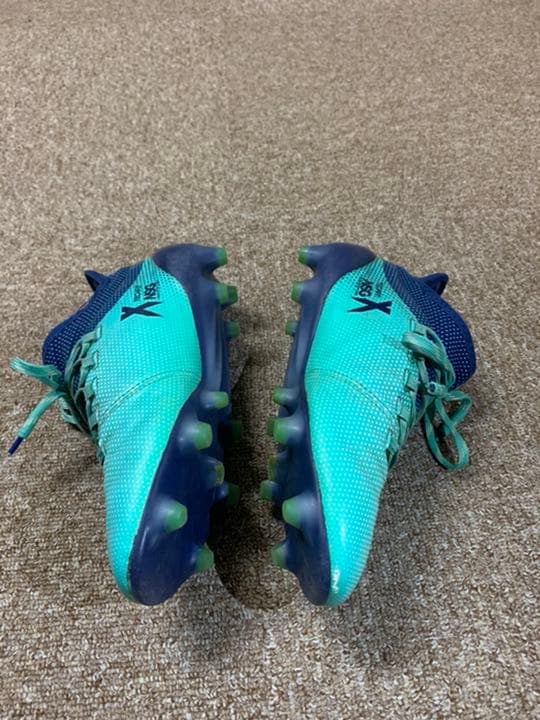 サッカースパイク　アディダス　エックス18.1 FG