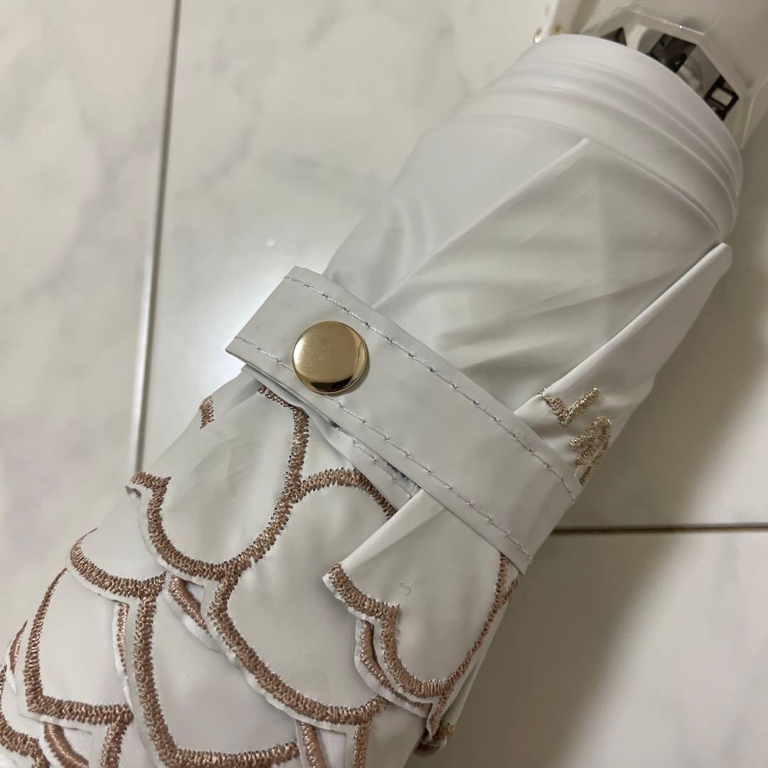 【新品未使用】 FURLA フルラ 晴雨兼用折りたたみ傘 遮熱・遮光